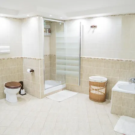 Domus Ugo Apartment Naples Exterior photo